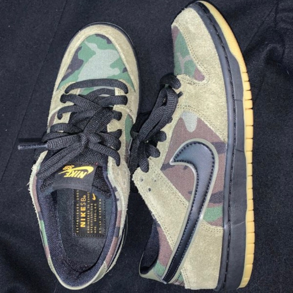 Nike SB zoom dunk low camo size 7